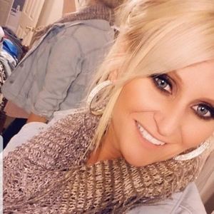 Meet your Posher, Virginia